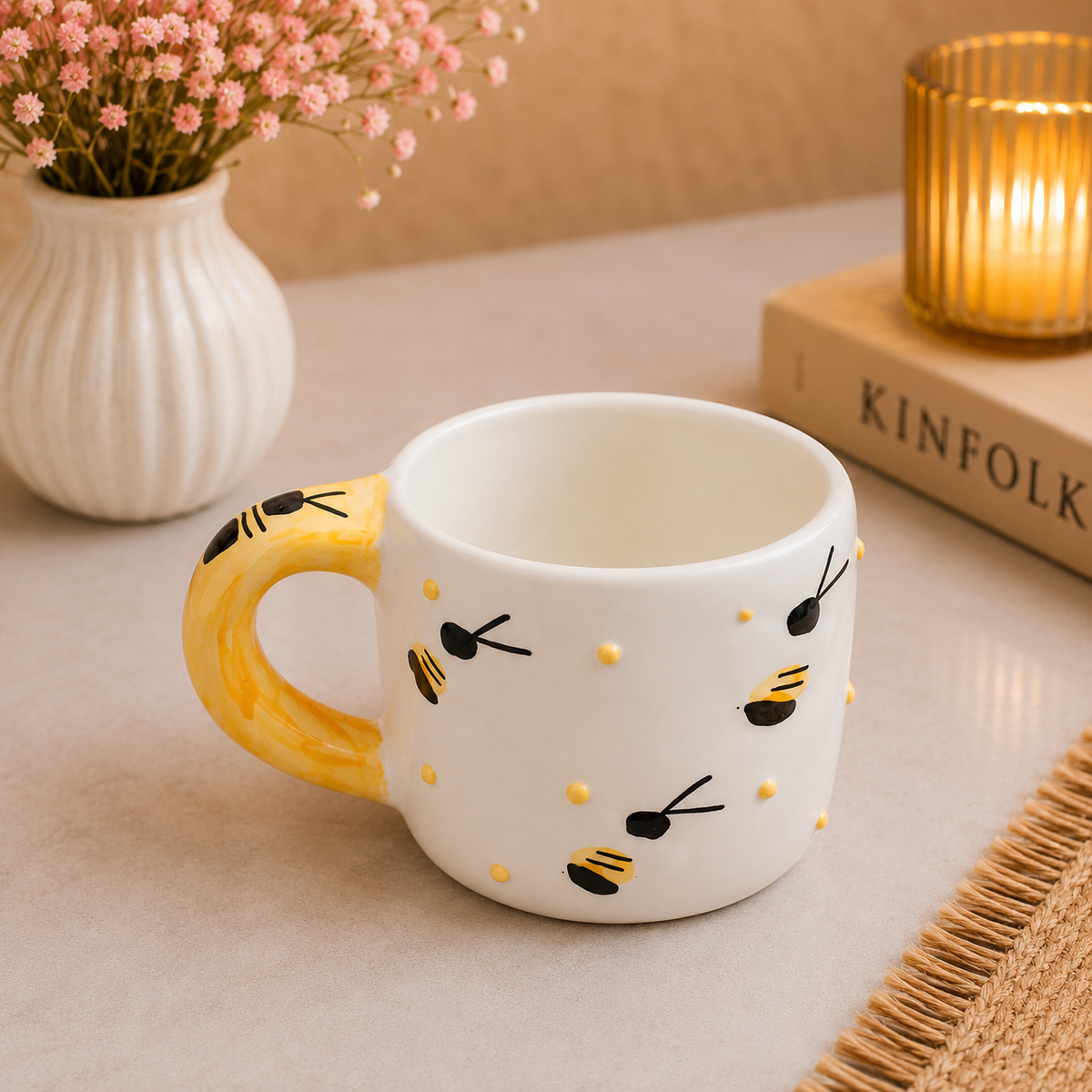 Cute Bee Ceramic Coffee Mug – White Mug with Adorable Black & Yellow Bee Face Design, Yellow Handle, Cartoon Tea Cup for Kids & Adults, Unique Gift Mug for Tea & Coffee